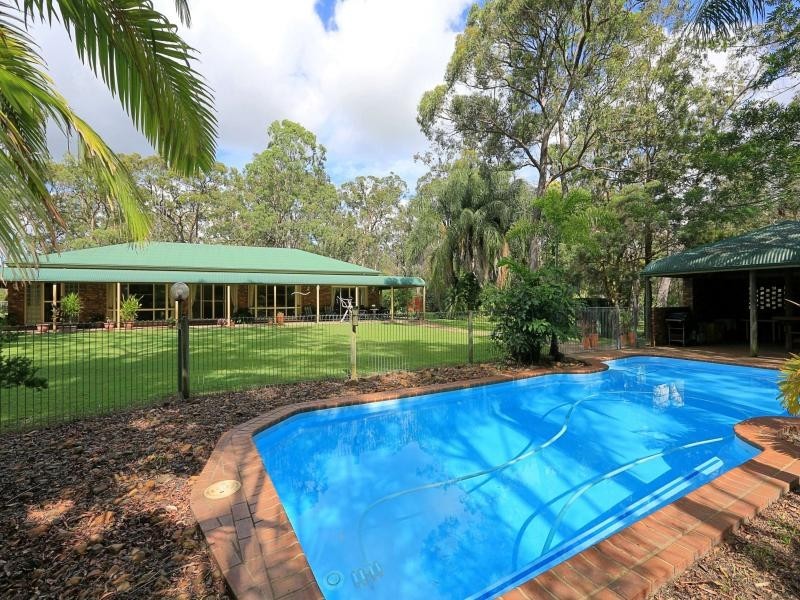 14 Hannah Court, Moore Park Beach QLD 4670