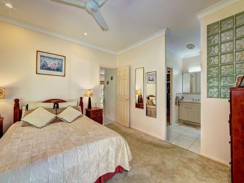 14 Hannah Court, Moore Park Beach QLD 4670