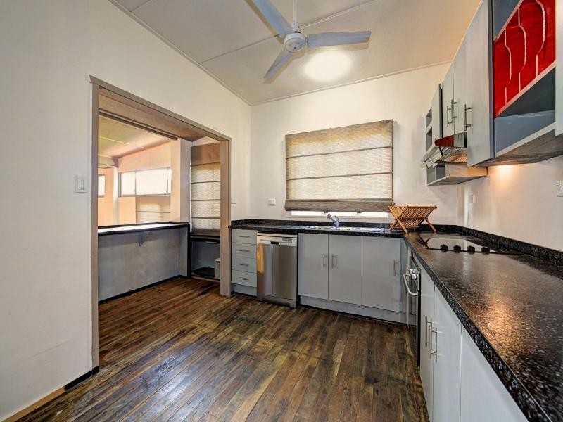 28 Holland Street, Bargara QLD 4670