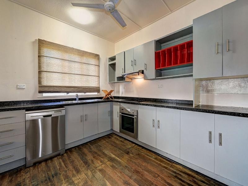 28 Holland Street, Bargara QLD 4670