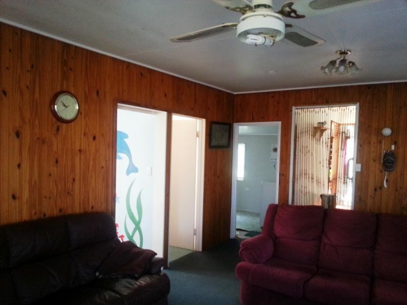 5 Bathurst st, Elliott Heads QLD 4670