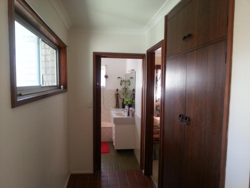 5 Bathurst st, Elliott Heads QLD 4670