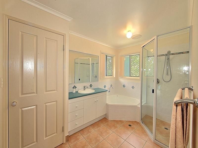 9 Royal Boulevard, Moore Park Beach QLD 4670