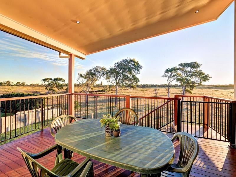 6 Ashley Place, Innes Park QLD 4670