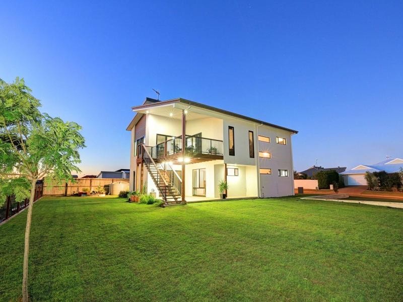 6 Ashley Place, Innes Park QLD 4670