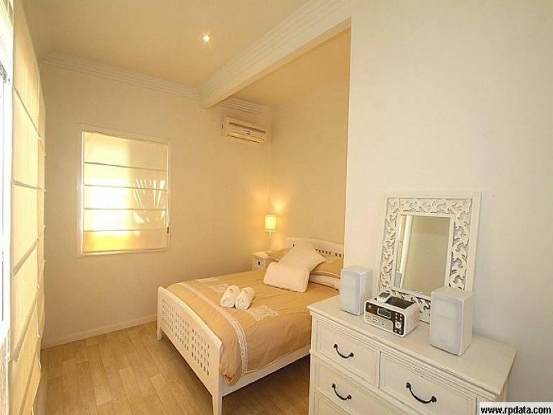 70 The Esplanade, Elliott Heads QLD 4670