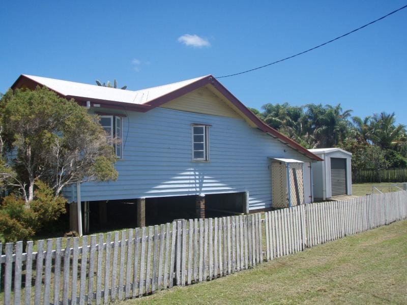 60 Johnson Street, Bargara QLD 4670