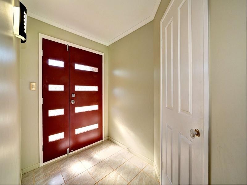 14A Linden Crescent, Qunaba QLD 4670