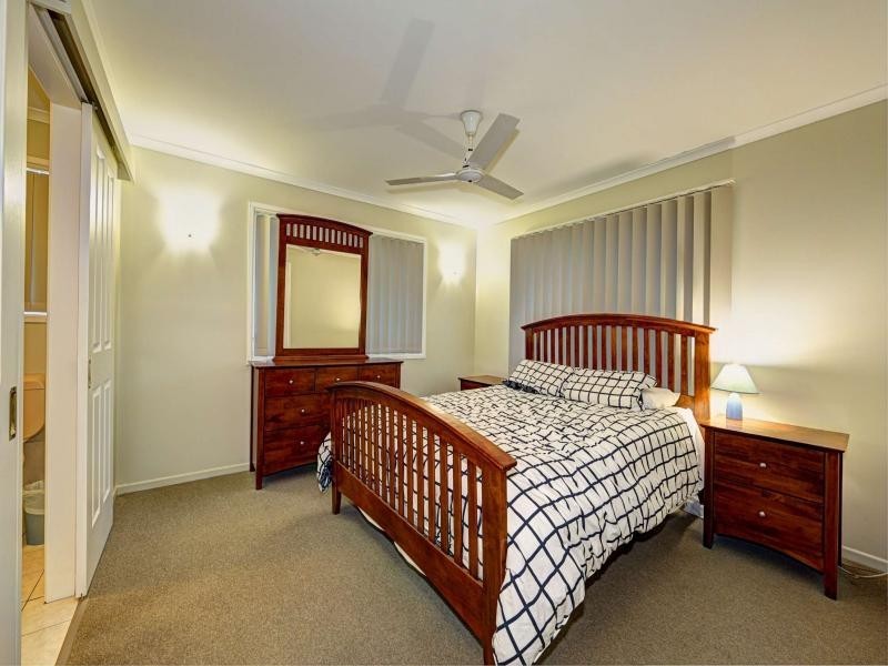 14A Linden Crescent, Qunaba QLD 4670