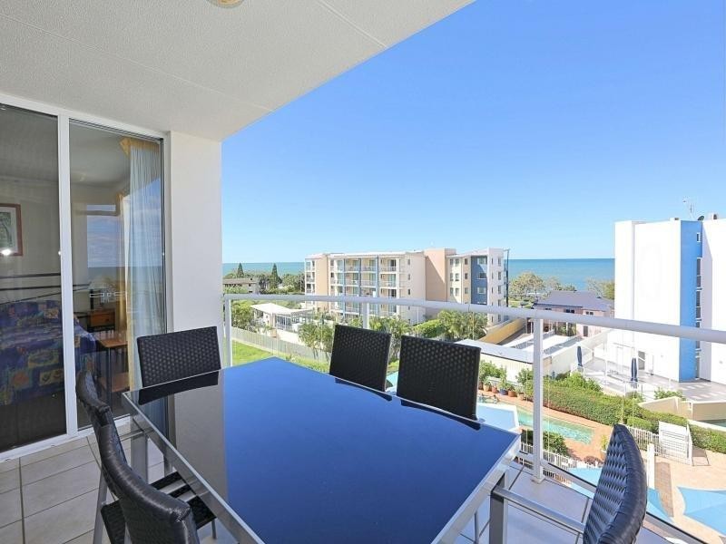 14/2  Baxter Street, Bargara QLD 4670