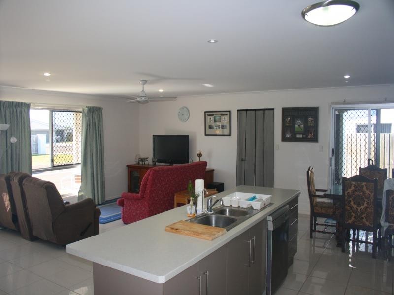 1/2 Savannah Court, Bargara QLD 4670