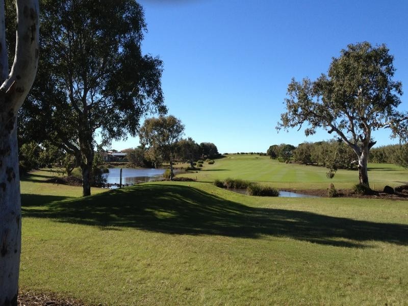 24 Marian Street, Coral Cove QLD 4670