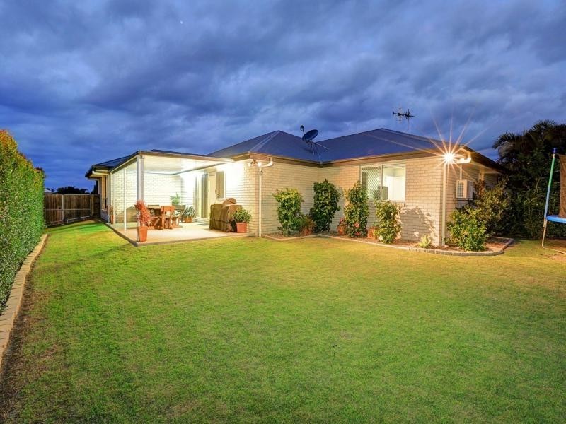 12 Landsborough Street, Bargara QLD 4670