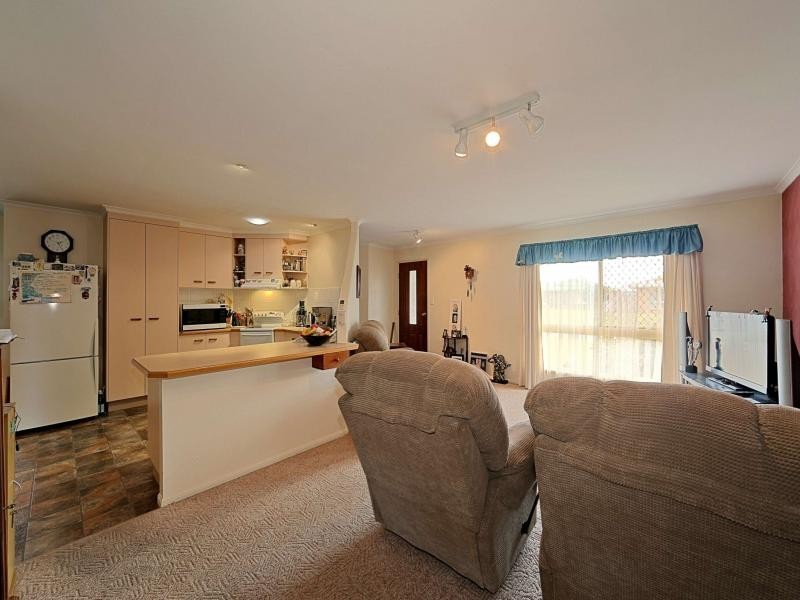 8 Kookaburra Street, Bundaberg North QLD 4670