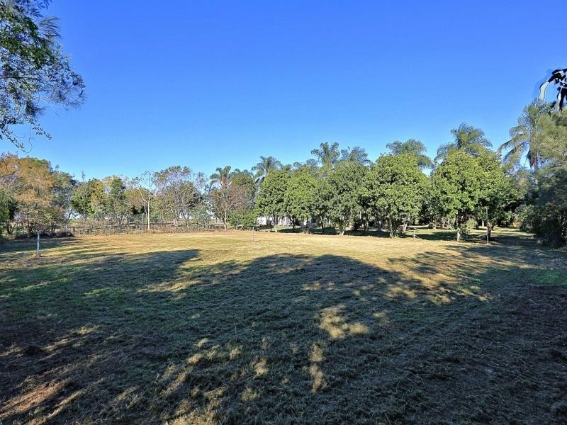 114 Fallon Rocks Road, Calavos QLD 4670