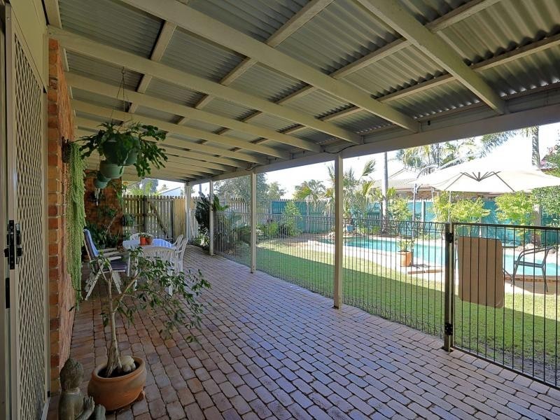 135 Davidson St, Bargara QLD 4670