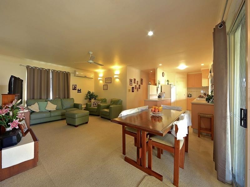 135 Davidson St, Bargara QLD 4670