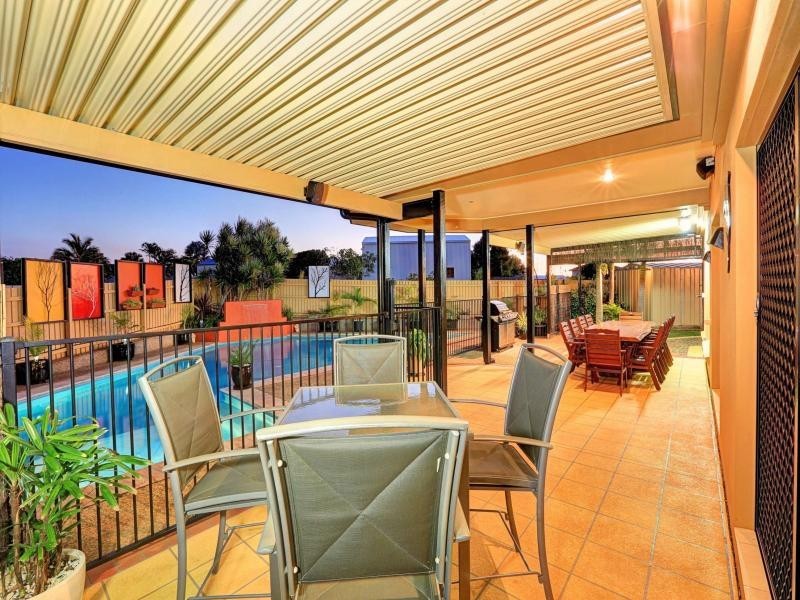 10 Janet Court, Coral Cove QLD 4670