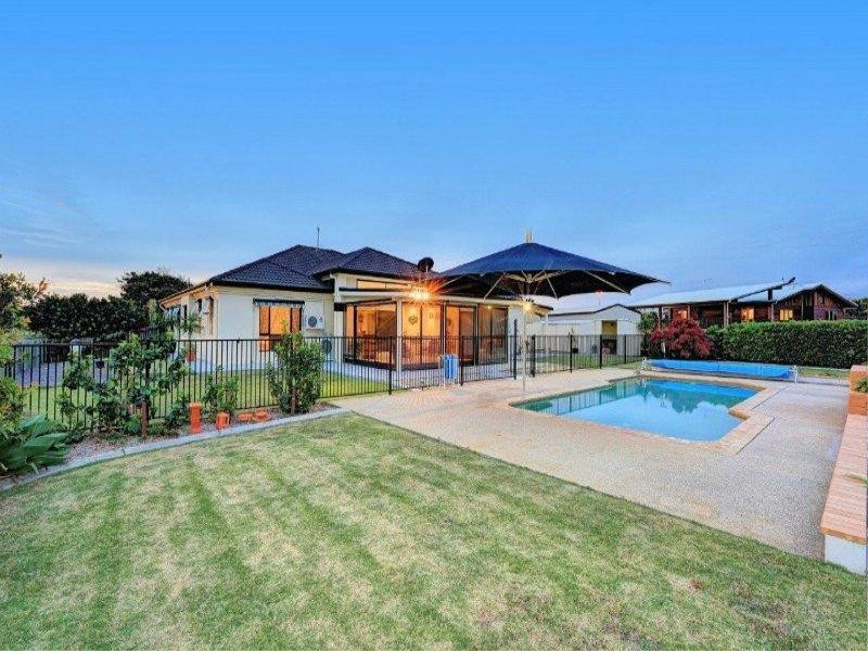 31 Coral Cove Drive, Coral Cove QLD 4670