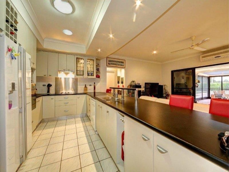 31 Coral Cove Drive, Coral Cove QLD 4670