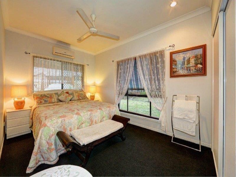 31 Coral Cove Drive, Coral Cove QLD 4670