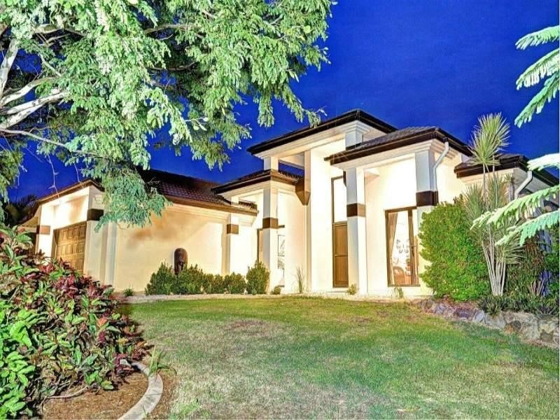 31 Coral Cove Drive, Coral Cove QLD 4670