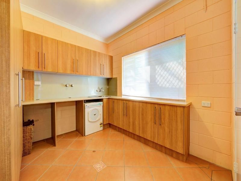 34 Lihs, Elliott Heads QLD 4670