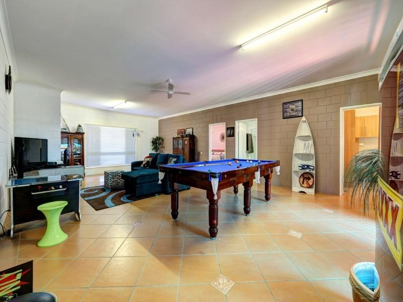 34 Lihs, Elliott Heads QLD 4670