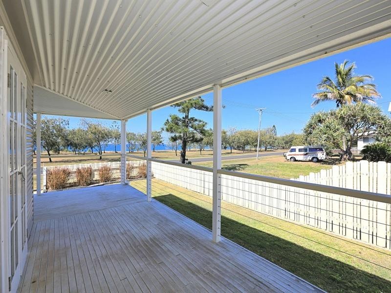 70 The Esplanade, Elliott Heads QLD 4670