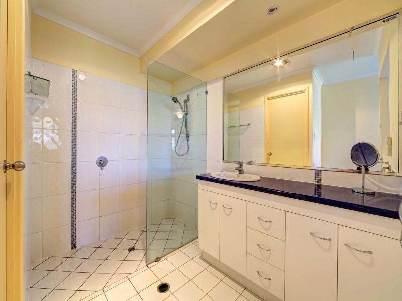 9 Topper Drive, Coral Cove QLD 4670