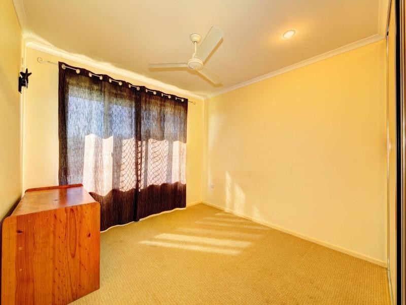 9 Topper Drive, Coral Cove QLD 4670