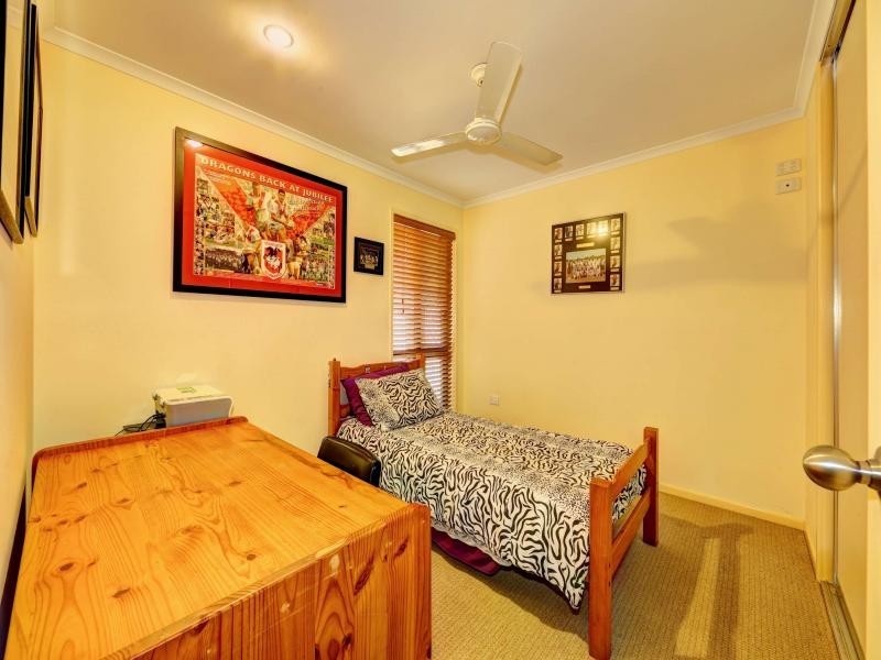 9 Topper Drive, Coral Cove QLD 4670