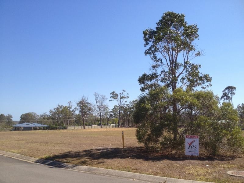 2 Southfork Circuit, Burrum Heads QLD 4659