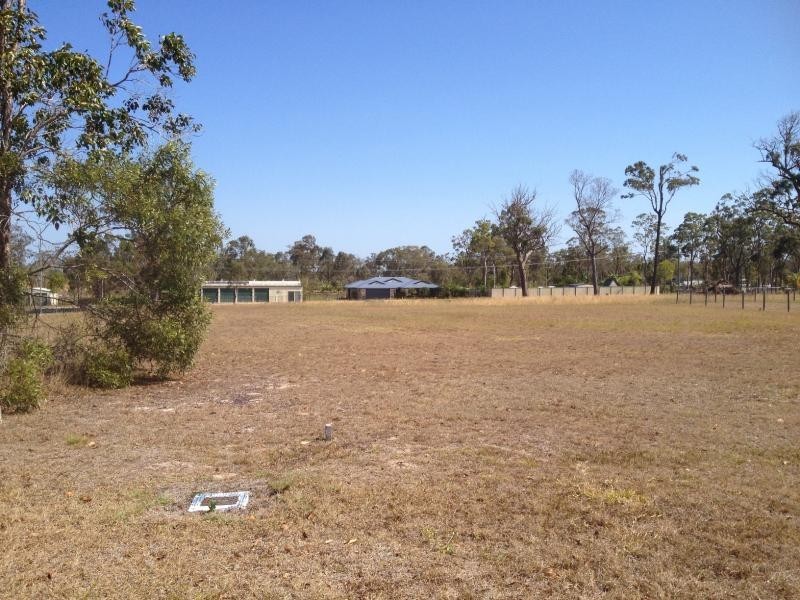 2 Southfork Circuit, Burrum Heads QLD 4659