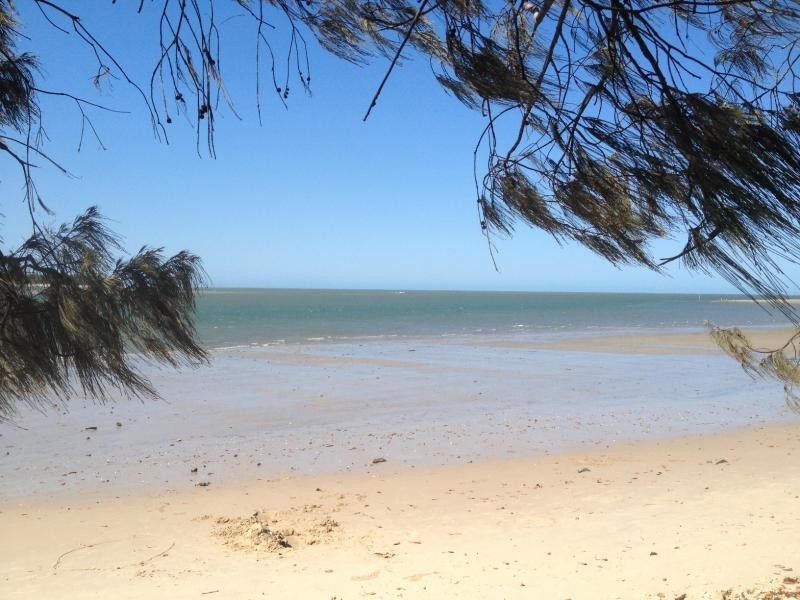 2 Southfork Circuit, Burrum Heads QLD 4659