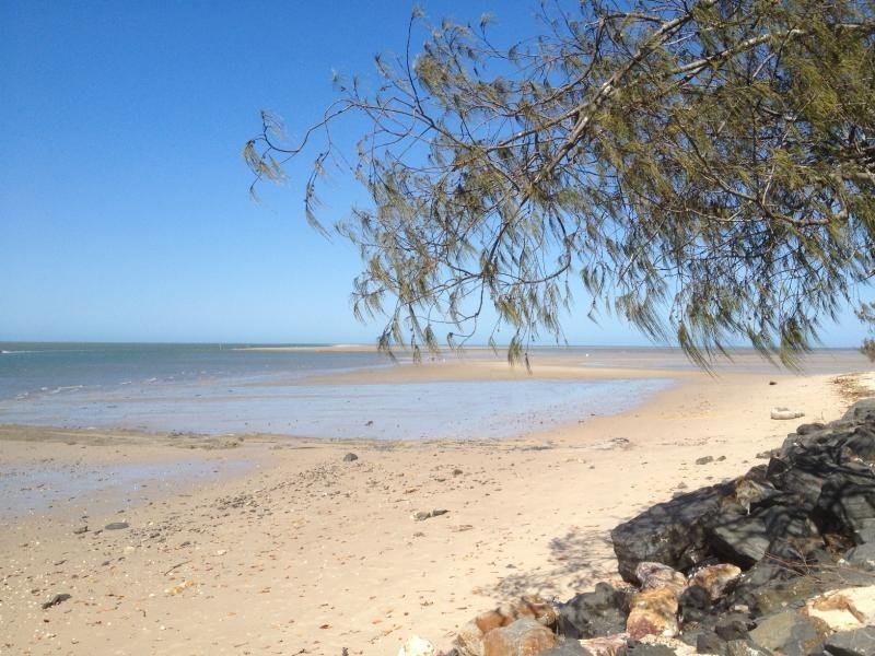 2 Southfork Circuit, Burrum Heads QLD 4659