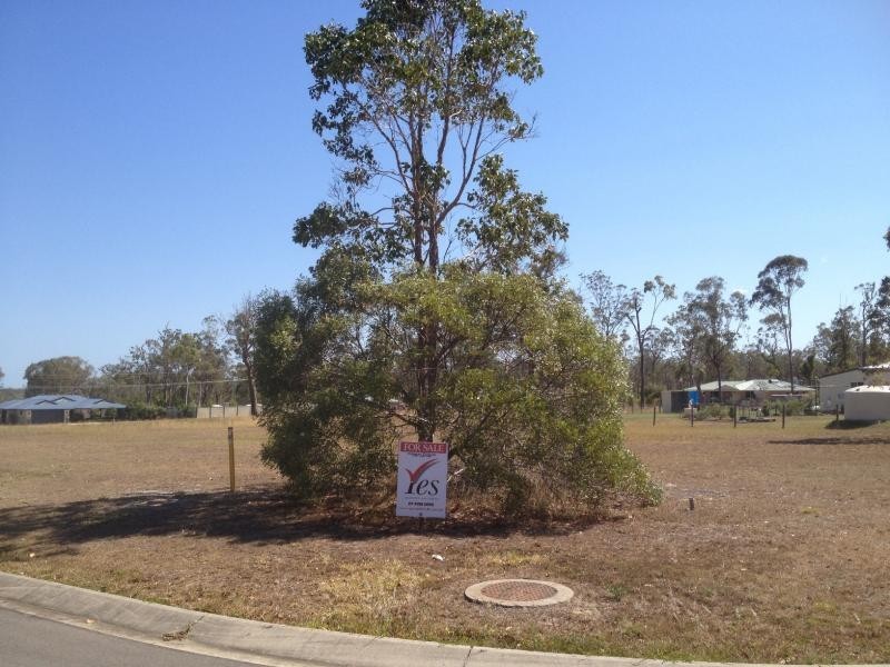 2 Southfork Circuit, Burrum Heads QLD 4659