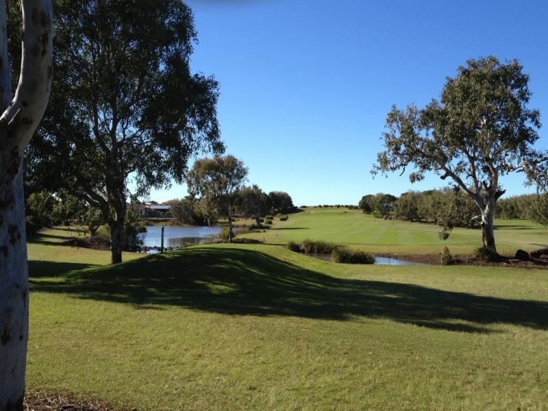 63 Bisdee Street, Coral Cove QLD 4670