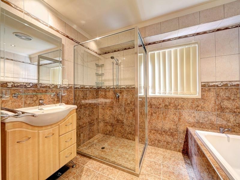 15 Anthonys Rest, Bargara QLD 4670