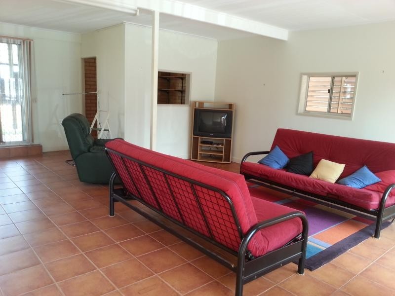 280 Bargara Rd, Kalkie QLD 4670