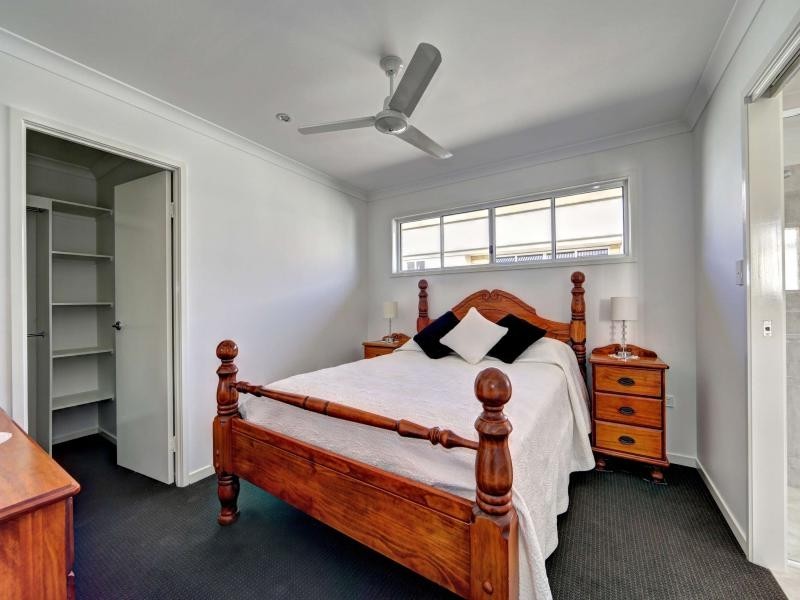 12 and 14/148 McCarthy Street, Avenell Heights QLD 4670