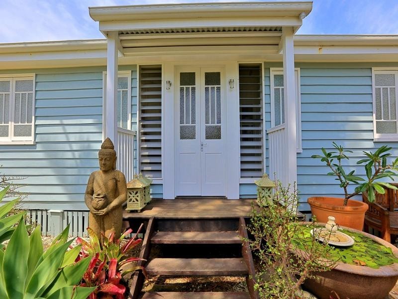 30 Bathurst Street, Elliott Heads QLD 4670