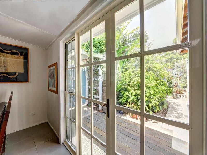 30 Bathurst Street, Elliott Heads QLD 4670