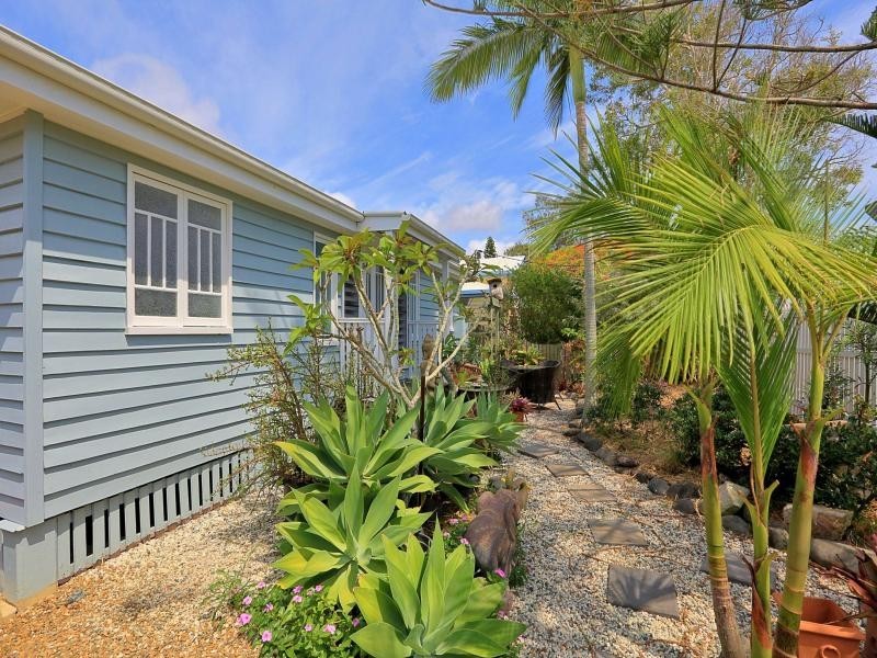 30 Bathurst Street, Elliott Heads QLD 4670