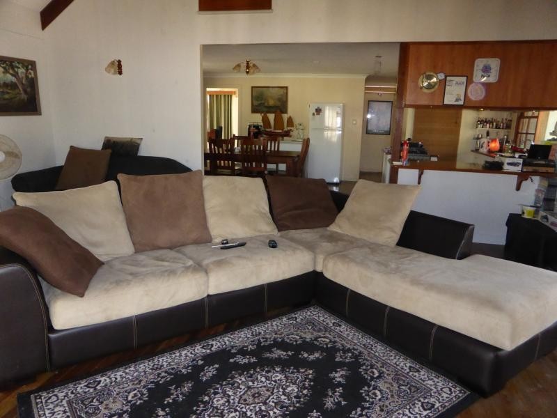 15 Tanderra Drive, South Kolan QLD 4670