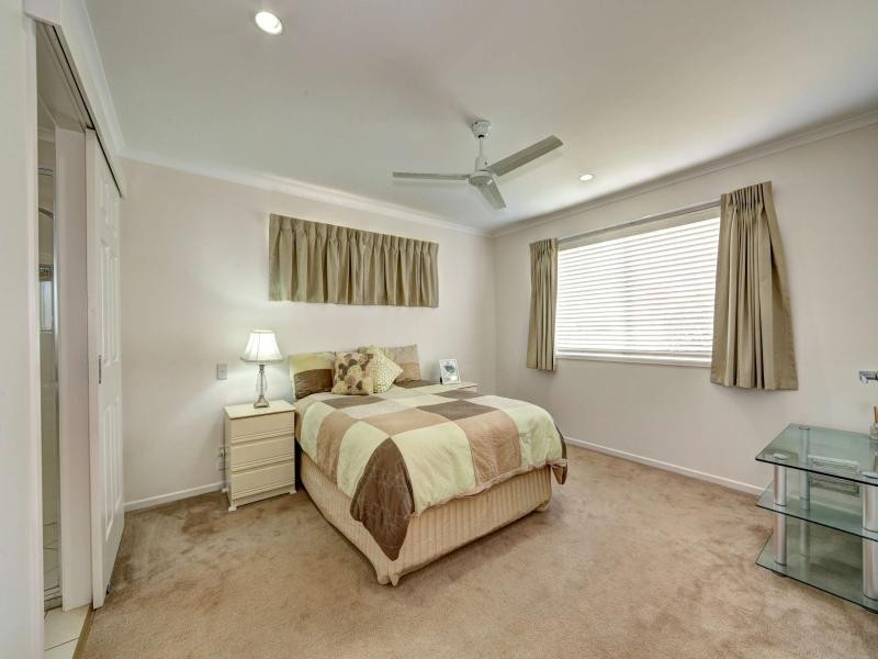 75/39  Wearing rd Palm Lake, Bargara QLD 4670