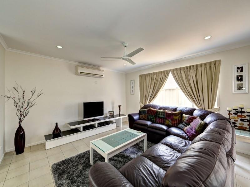 75/39  Wearing rd Palm Lake, Bargara QLD 4670