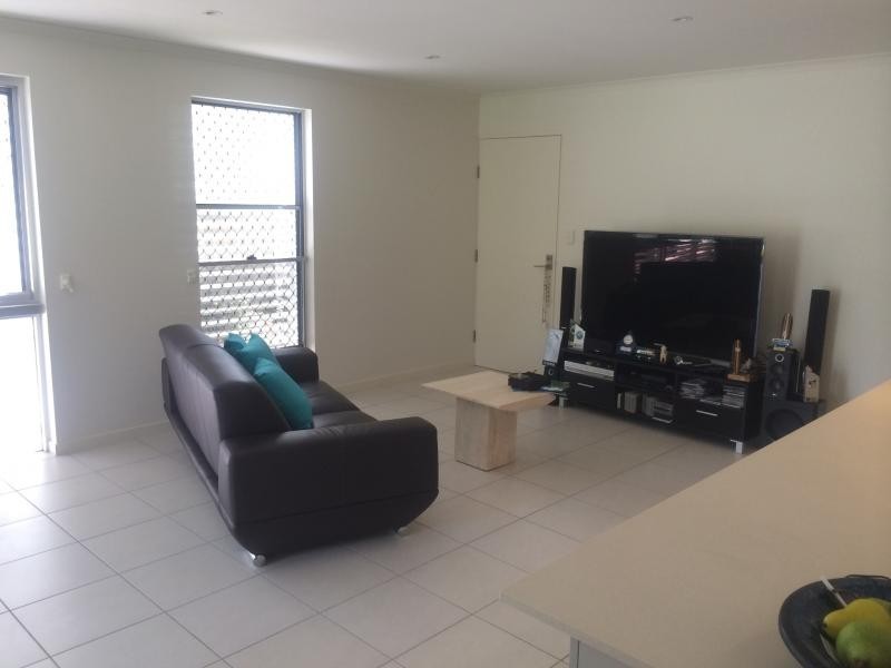 2 / 6 McDougall Street, Bargara QLD 4670