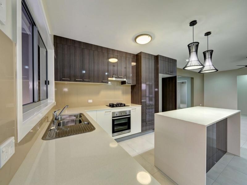 2 / 24 Masthead Drive, Bargara QLD 4670