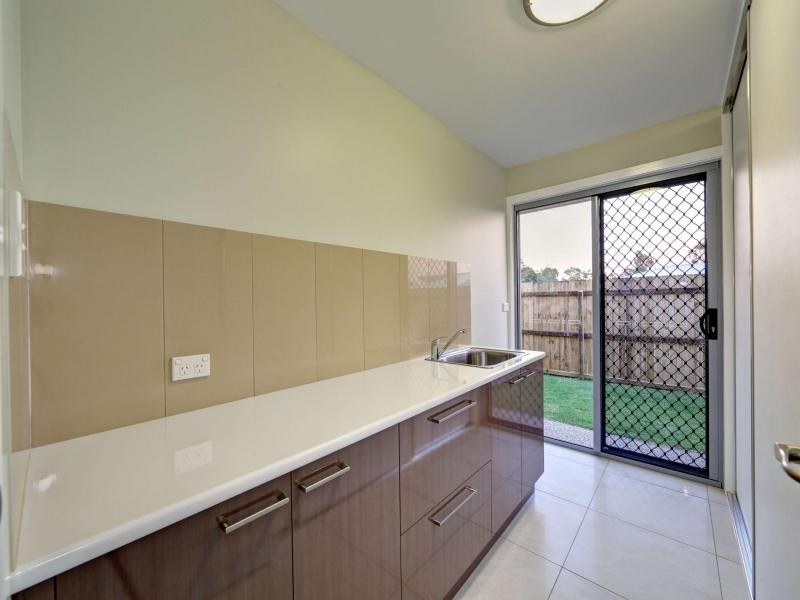 2 / 24 Masthead Drive, Bargara QLD 4670